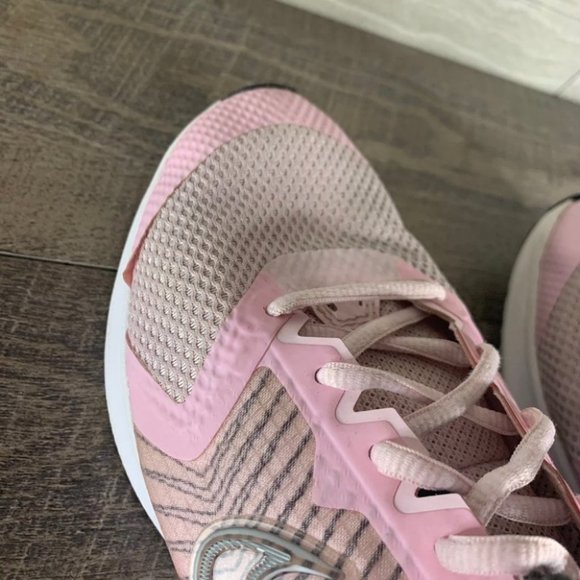 Youth Girls’ Nike Downshifter 11 Running Sneaker - Picture 4 of 9